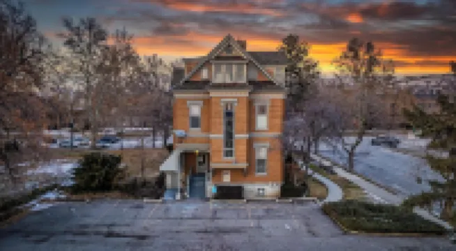 週年慶旅館 - 南寺 鄰近鹽湖城大禮拜堂的酒店