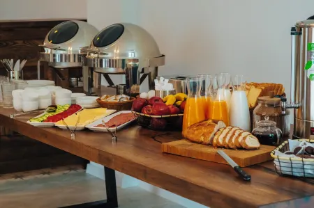 Residence Kazbegi Отели в г. Степанцминда