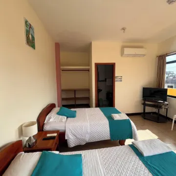 Hostal Casa Cascada Hotels near Tortuga Bay Beach