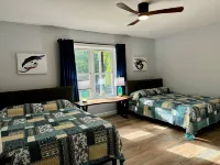 Live Edge Lodge-6,300 Sq Ft! 7 Bds, 7 Baths! Fire Pit, Pool Table, Foosball!