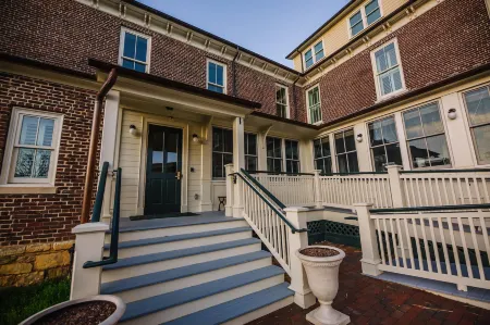 The Inn at Foster Falls Отели в г. Дрейпер