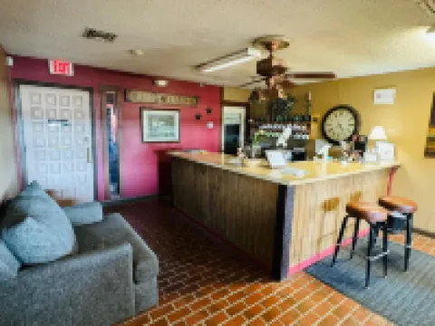 Four Horsemen Hotel