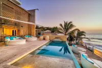 Dco Suites Lounge & Spa - piscina