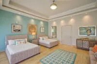 Modern Villa with Ocean View and Service Staff - Villa