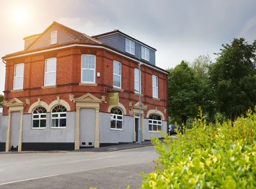 The Woden Boutique Hotel Walsall M6 J9 Hotels in Wednesbury