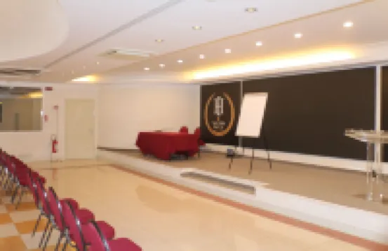 薩爾扎納公園酒店 薩爾扎納酒店