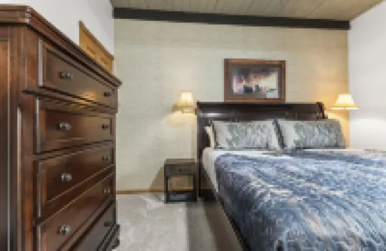 Steamboat Mountain Condoski in/Ski Out, Great Biking/Amenities/Location/Access