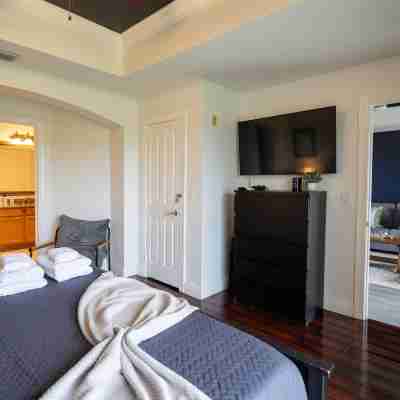 Golden Hour Balcony Reunion Escape for 4 Rooms