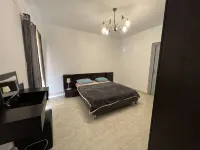 Luxury apartment new cairo alrehab Family Park附近的飯店