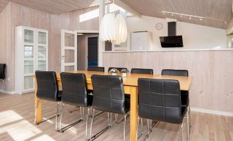 Modern Retreat by Water - by Traum Ferienwohnungen