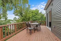 New Luxury & Spacious House in the Heart of Janesville