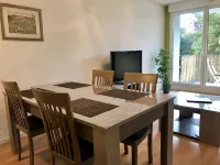 Apartment in residence quiet area near the center fully equipped.