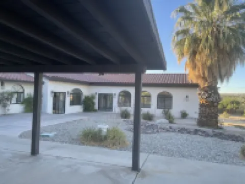 INDOOR SWIMMING POOL AND VERY SPACIOUS AND LUXURY