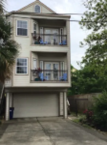 Boardwalk Home One Block to Kemah Activities
