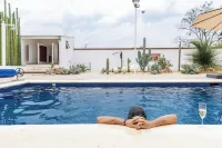 Bule Villas 2 Bedroom-2 Bath Beautiful  "Dylan's Corner"