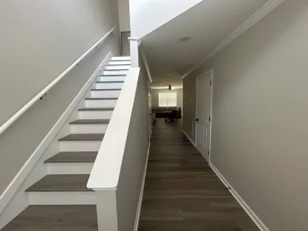 Charming 3-bedroom house in marvelous Rome near Tennis Courts Отели в г. Флойд