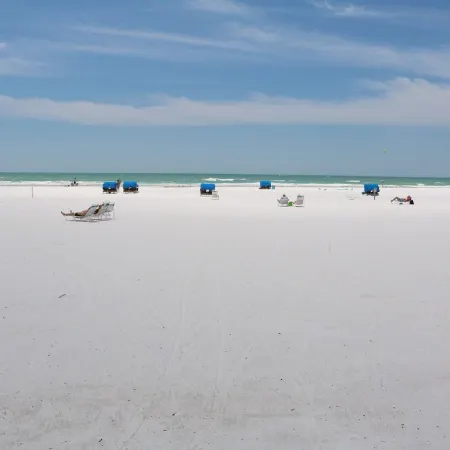 Siesta Key Gulf Side - #84 - Private Tranquil Condo - Jamaica Royale - Remodeled