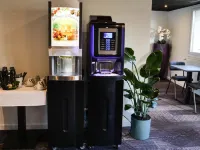 Motel 991 勒·維威恩斯·杜·拉克酒店