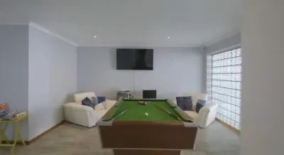 Mount View. Luxury 3 bed villa with pool Hotel in zona Ottery Centre