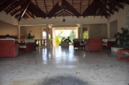 Beachfront condo with Million Dollar View