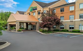 Holiday Inn Express Lapeer