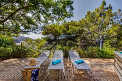 Beautiful, very private finca with astonishing sea views. Hotel in zona Es Colomer