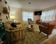 Edwards Hemingway Hideaway