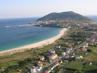 House with direct access to Finisterre beach