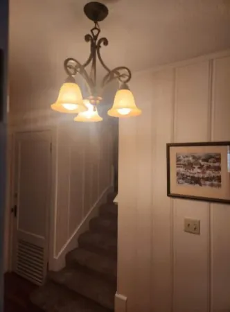 Historic1939 home in Quincy 5 beds, 2.5 baths