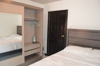 Apartment Luxe Next to Malls Central Location Hotel a 