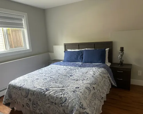 Spacious 2 bed 1 bath suit in West Abbotsford Hotels in Abbotsford