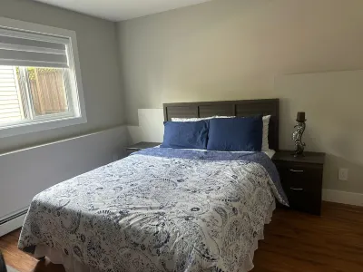 Spacious 2 bed 1 bath suit in West Abbotsford