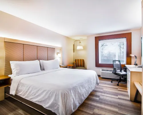 Holiday Inn Express & Suites LANGLEY by IHG Hotel a Langley
