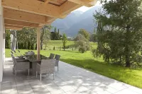 Spacious vacation home with large garden