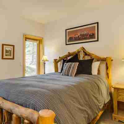 Ideal Location: Short Walk to Town & Ski-in, W/D, Dishwasher, Fireplace, Hot Tub Rooms