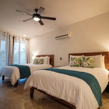 Great Ocean View, Tulemar Beach Access, 3 Bedrooms, Sleeps 10.  Resort Amenities