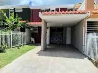 Ginger House. Charming 3-bedroom townhome, fast WiFi, A/C in enchanting Rincón