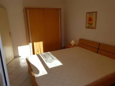 Sea view and seafront Villa Dolores in Tisno on the Dalmatian coast