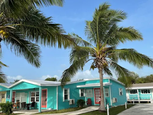 Exuma Sol - Stunning Views from this Oceanfront Beach Cottage