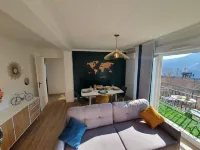 Very pleasant apartment 5 minutes from the sea فنادق في Cerbere