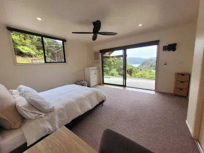 Lovely home on island paradise (School holiday and labour weekend special on now Hotel in zona Ti Point Walkway