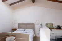 Vacation Cottage La Vigna with Pool