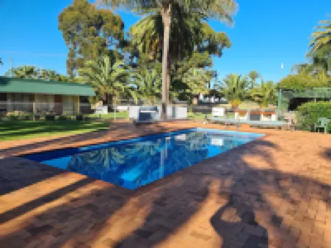 Motel Riverina Hotels in Leeton