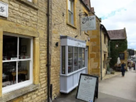 The Hive Hotels in Stow-on-the-Wold