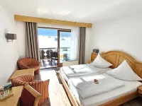 Hotel Cafe Fuggerhof Hotel di Oberstdorf