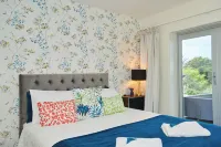 The Queenslander Raglan Hotels in Raglan