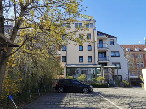 克里斯特爾飯店 Nürnberg-Rehhof附近的飯店