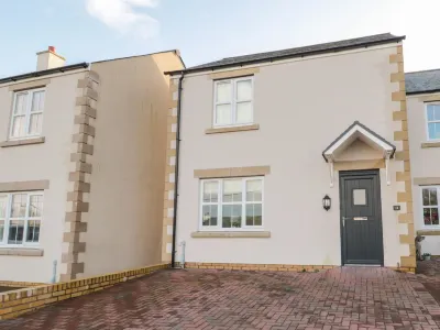 11 더 포지 레이너코스트 프리오리 주변 호텔