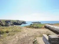 Savoy View Hotels in Mullion
