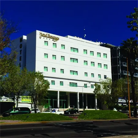 Hotel Bosques de Liz